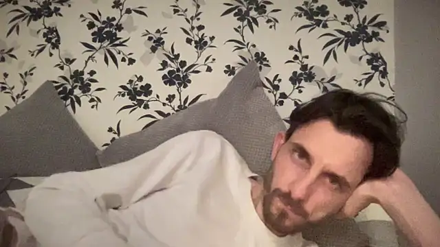 Big8inchUncutCock webcam