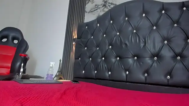 Valentina-Nova- webcam