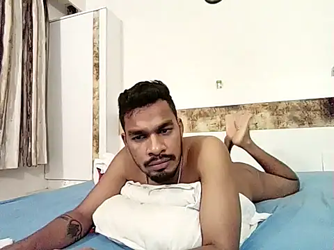 Desihotboy990 webcam