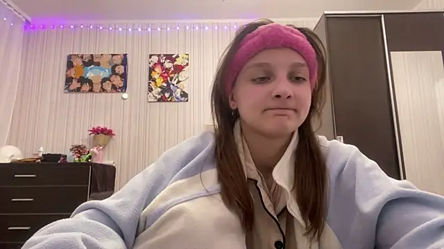 LavetaGossage webcam