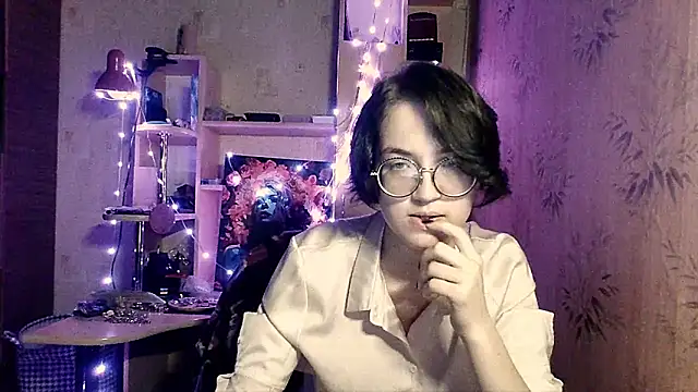 Alessa_Kiss webcam