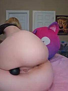 AmethystFoxx webcam