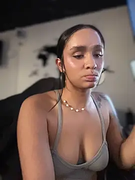 Isabella-Teen