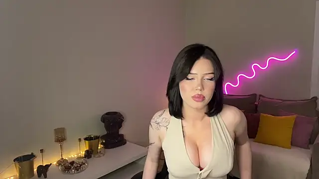 mistress_of_hearts webcam
