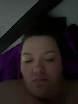 SunnyLeila2101 webcam