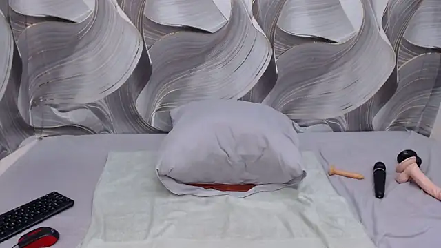 GlowGoddessxx webcam