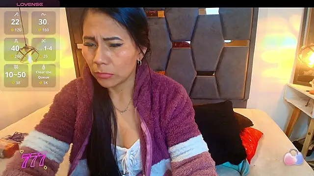 webcam chat Keyla Brunette 