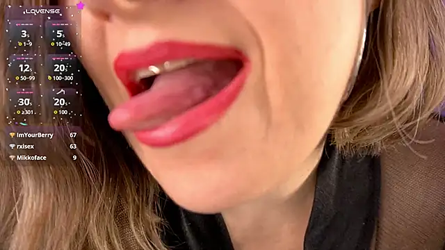KiraRoxx