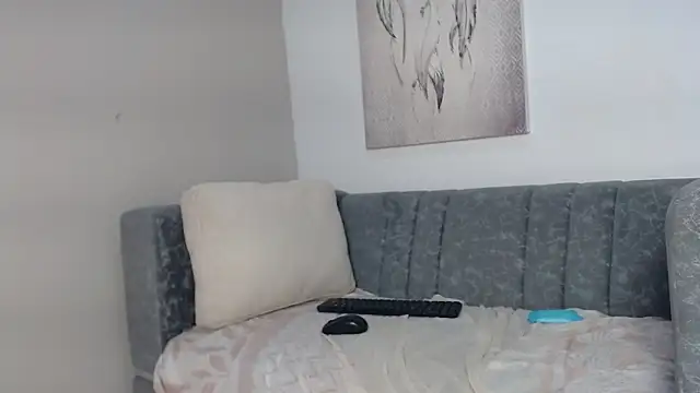 queen_adhara webcam