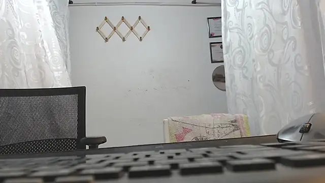 mia_donatto369 webcam
