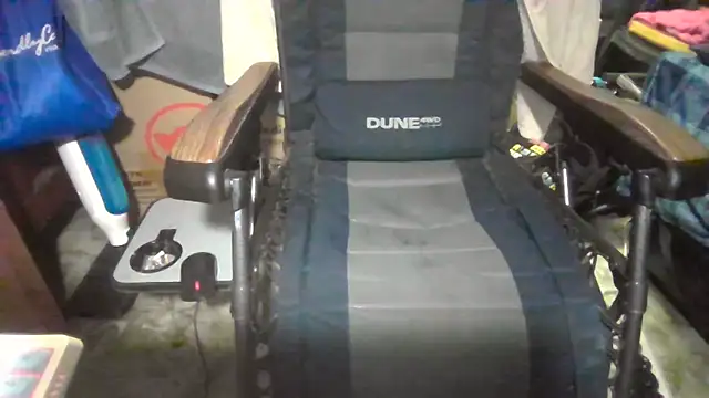 Lovyourpuss webcam