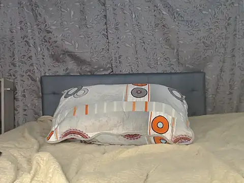 Soe_Lara webcam