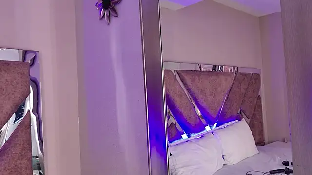 AmmyJones_ webcam