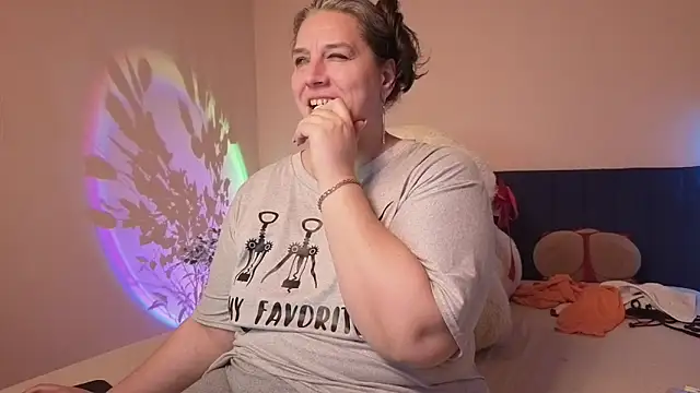 Bbw_Goddes webcam