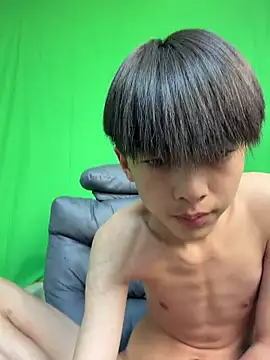 DD-101 Live Webcam on Stripchat