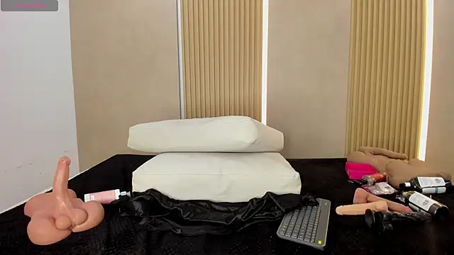 stephany_summer webcam