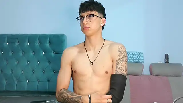 _Thomas_hot_ webcam