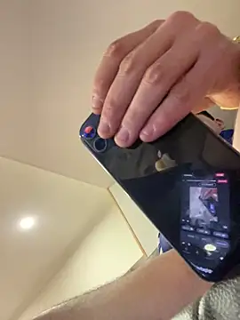 hfdyjlo - HFDYJLO's free webcam - UK Sex Cams