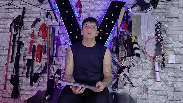 Arion_and_Velvet_bdsm webcam