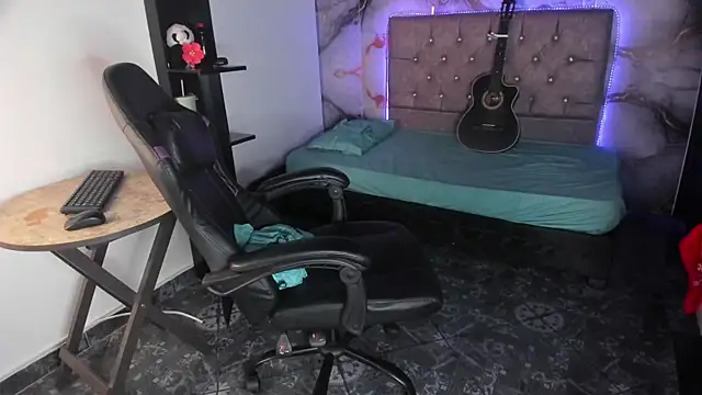CataleyaMoon_ webcam