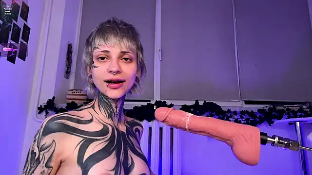 KizzieSherbert webcam