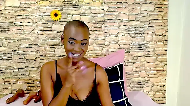 EbonyOlive69 webcam