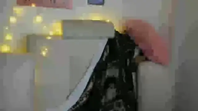 ari_kat webcam