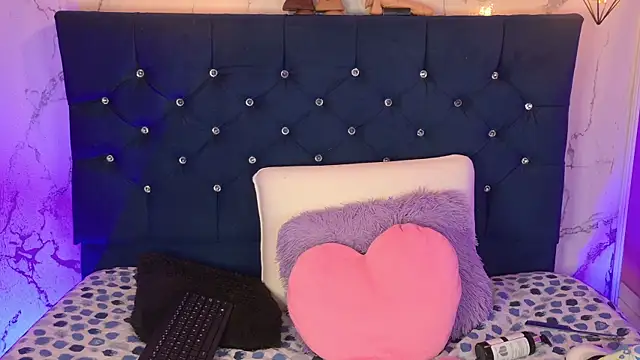 Dakotaa_Johnson webcam