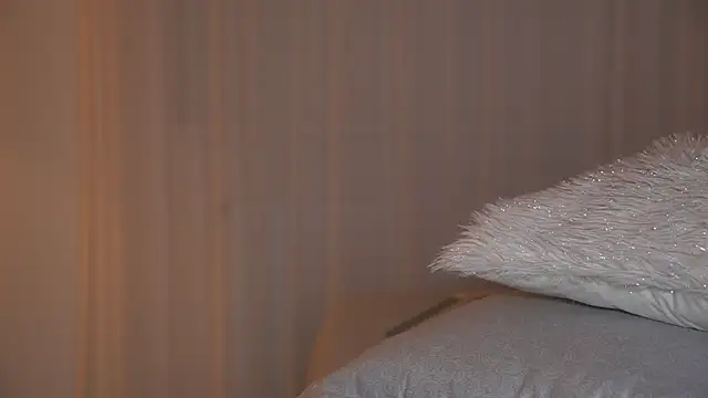 Alyonaqueen_ webcam