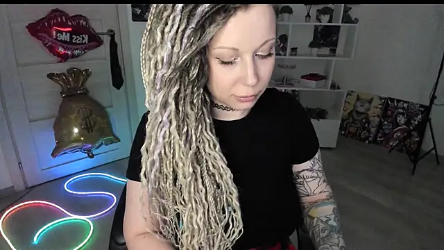 HoneySallyMoore webcam