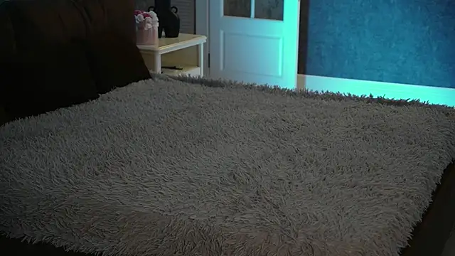 LisaElfy webcam