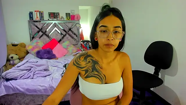 Luna_Analya webcam