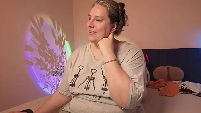 Bbw_Goddes webcam