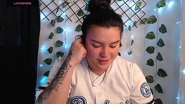 Nika_1_ webcam