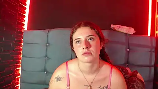 Cherry_Boom18 webcam