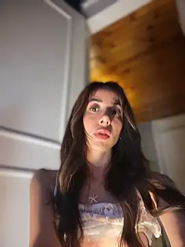 lauravasquez webcam