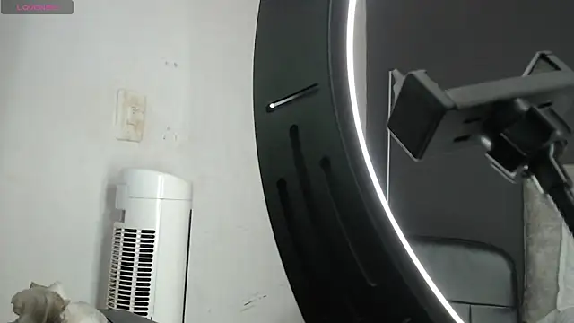 esmeralda_li webcam