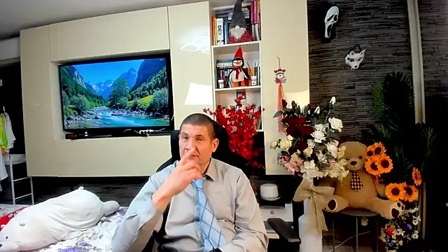 SpartacusDaddy48 webcam
