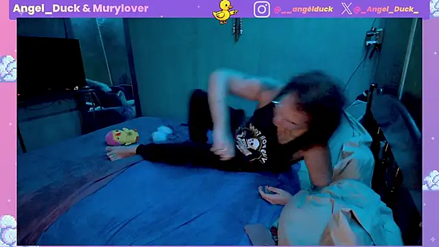 Angel_Duck webcam