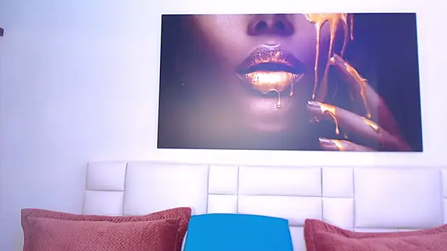 NicoletBlossom webcam