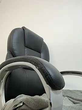 EMILIIA_RICHTER__ webcam