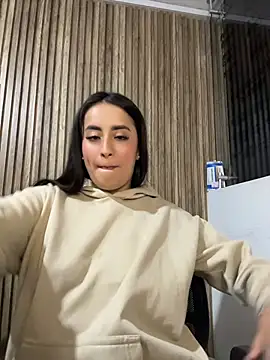 Antonella_Julieta webcam