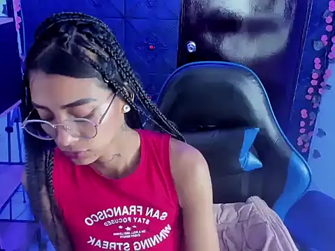 KarlaSlutSkinny__ webcam