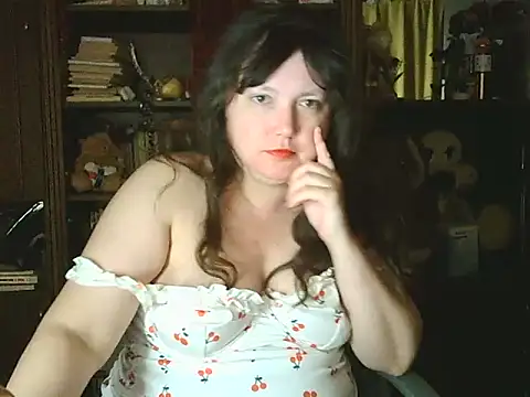 CarrieQPeach webcam