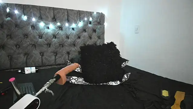 sweet__wild webcam