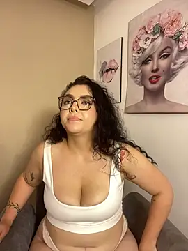 almararouge - AlmaraRouge's free webcam - UK Sex Cams