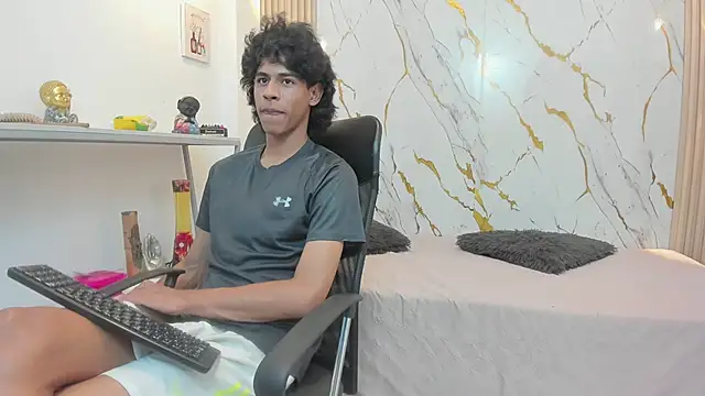 Zayn_Fox32 webcam