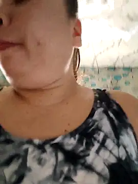 Sweetlorie_83 webcam