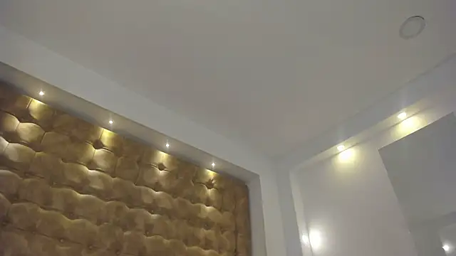 violet_giraldo webcam