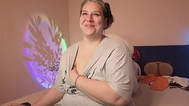 Bbw_Goddes webcam